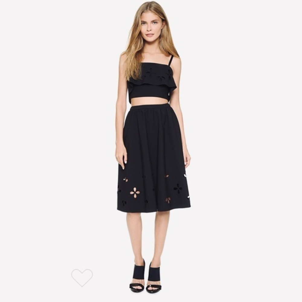 Elizabeth And James Circle Skirt Laser Cuts 2